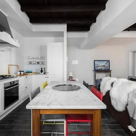 Juvara In The Hearth Of Appartement