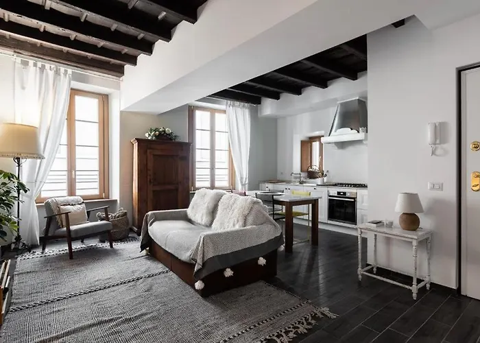 Apartment Juvara In The Hearth Of Como